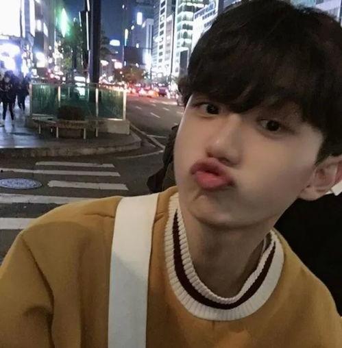 帅气国产玩具男孩子视频,帅气视频展现童真魅力