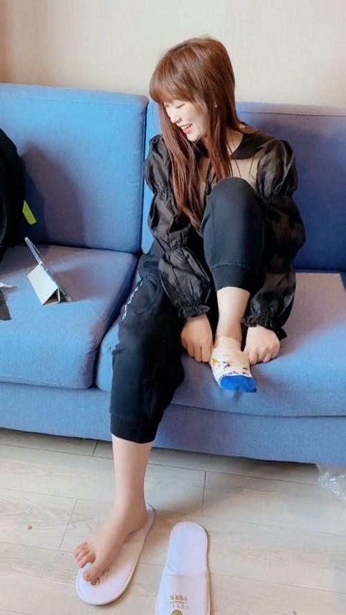 国产丝袜越来越差了视频,揭秘行业现状与挑战