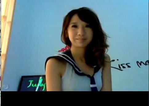 国产学生装视频,传承经典，展现青春活力